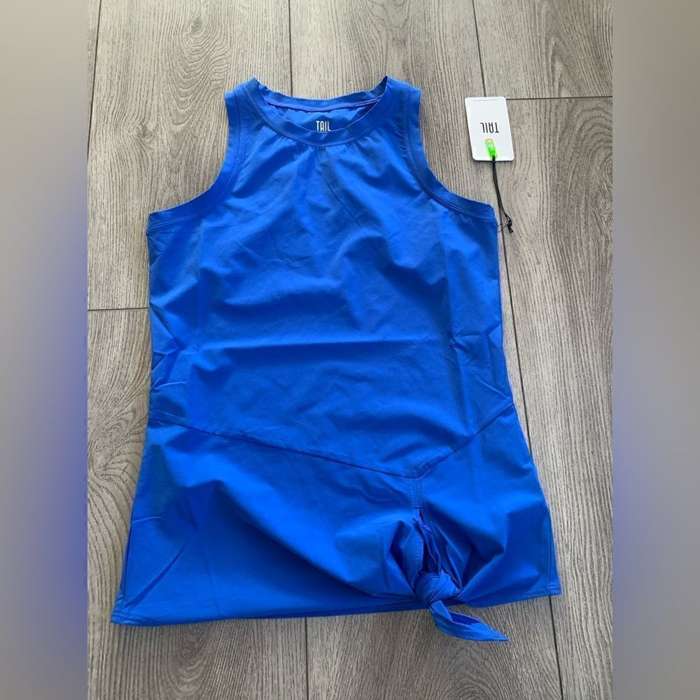 TAIL Aubrielle race back tank with front knot